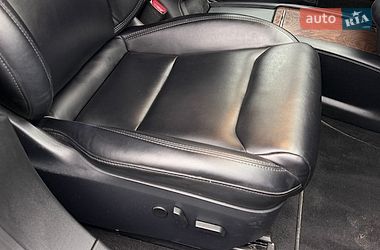 Ліфтбек Tesla Model S 2020 в Стрию