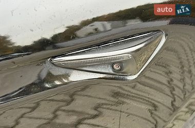 Лифтбек Tesla Model S 2018 в Ковеле