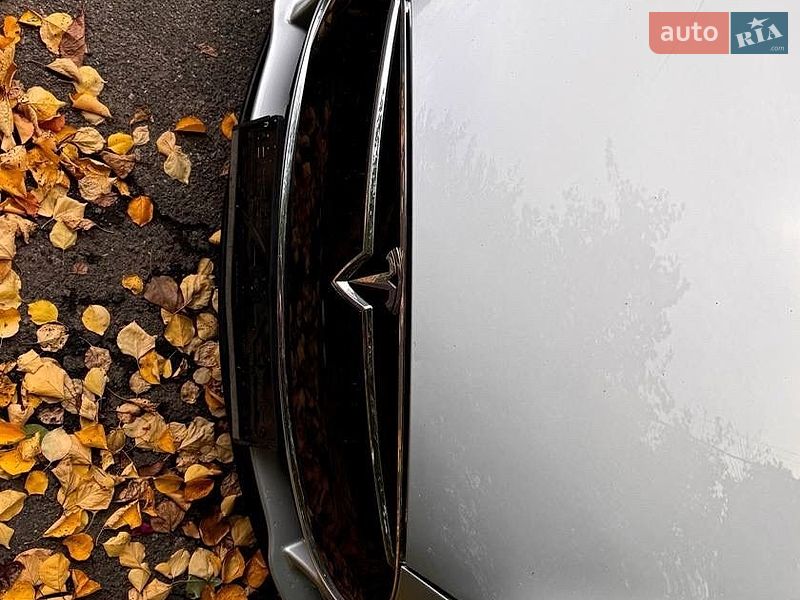 Ліфтбек Tesla Model S 2012 в Одесі