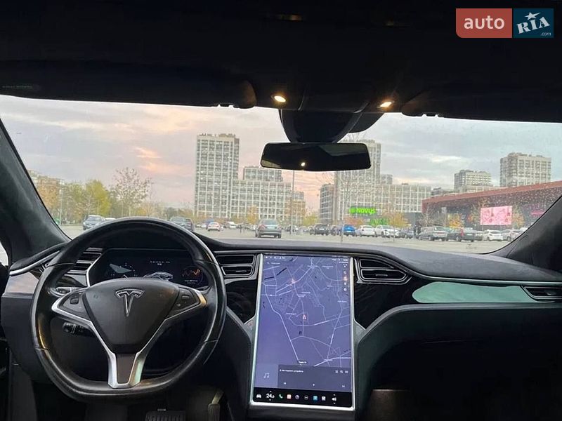 Ліфтбек Tesla Model S 2016 в Львові фото 7 Ліфтбек Tesla Model S 2016 в Львові
