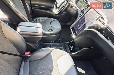 Лифтбек Tesla Model S 2014 в Ужгороде
