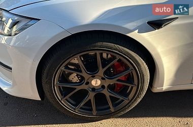 Лифтбек Tesla Model S 2021 в Киеве