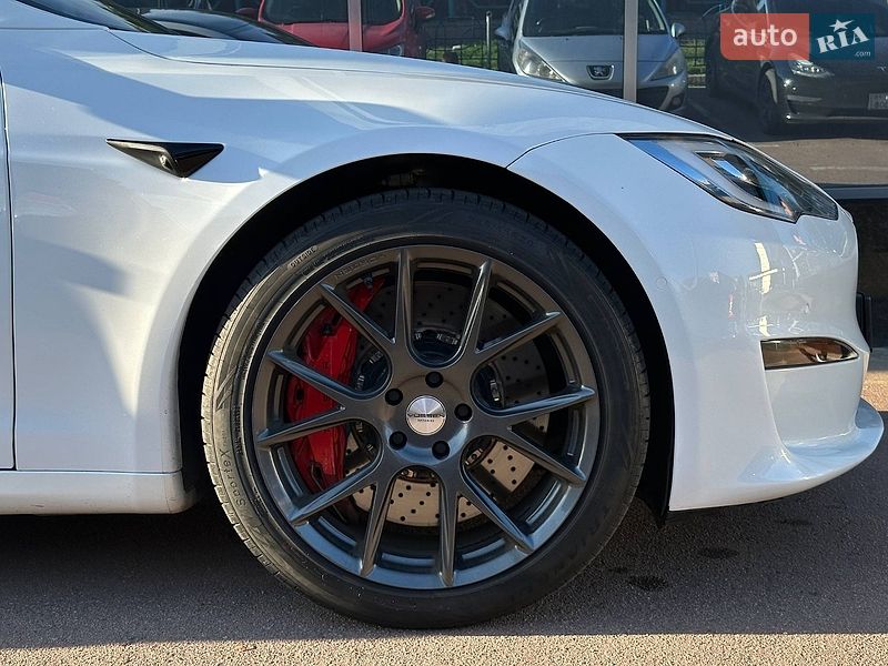 Ліфтбек Tesla Model S 2021 в Києві