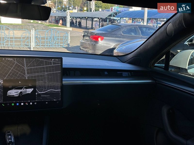 Лифтбек Tesla Model S 2021 в Киеве