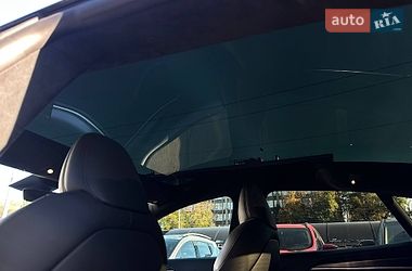 Лифтбек Tesla Model S 2021 в Киеве