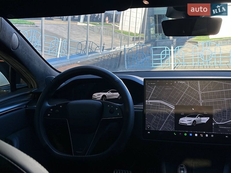 Лифтбек Tesla Model S 2021 в Киеве