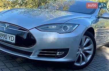 Лифтбек Tesla Model S 2013 в Дрогобыче