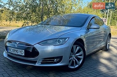 Лифтбек Tesla Model S 2013 в Дрогобыче