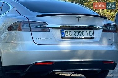 Лифтбек Tesla Model S 2013 в Дрогобыче