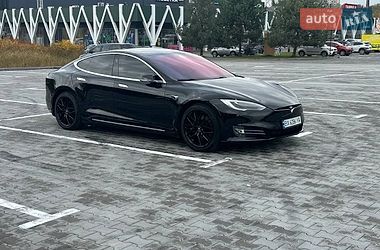 Лифтбек Tesla Model S 2018 в Хмельницком