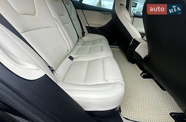 Лифтбек Tesla Model S 2018 в Хмельницком