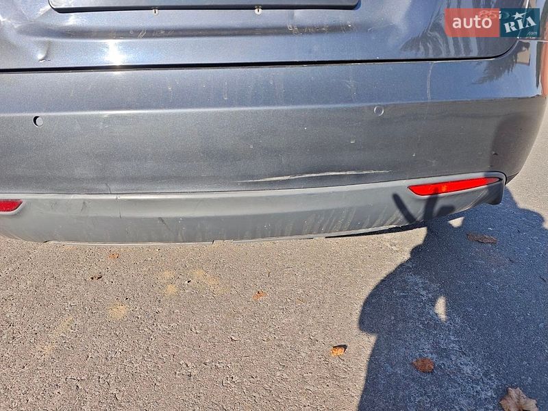 Лифтбек Tesla Model S 2015 в Львове