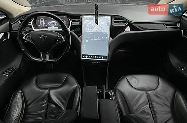 Лифтбек Tesla Model S 2014 в Киеве