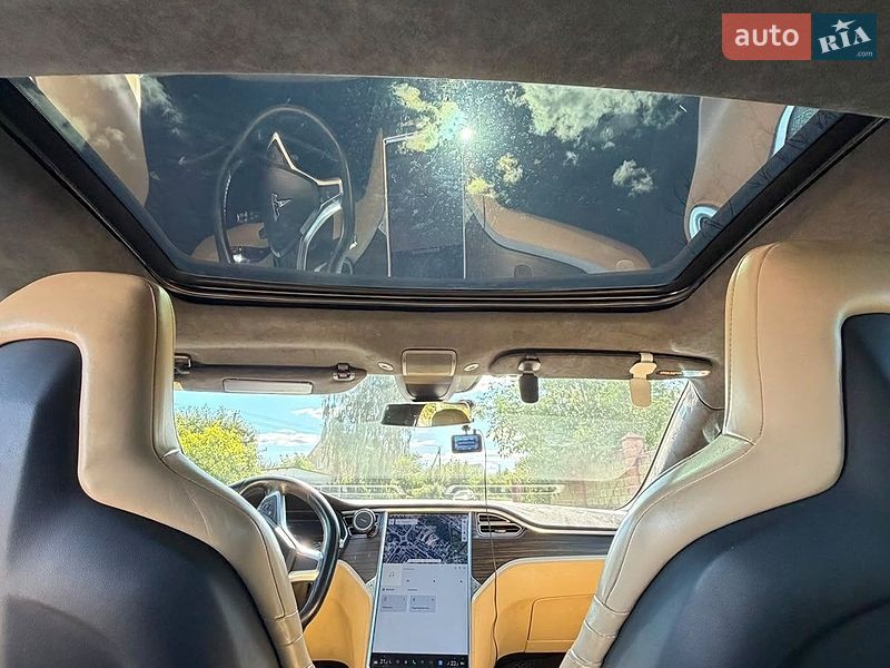 Лифтбек Tesla Model S 2015 в Луцке фото 6 Лифтбек Tesla Model S 2015 в Луцке