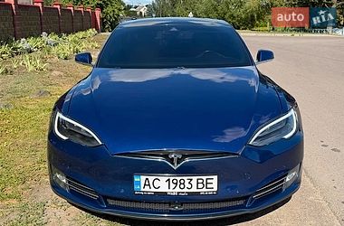 Лифтбек Tesla Model S 2015 в Луцке фото 13 Лифтбек Tesla Model S 2015 в Луцке