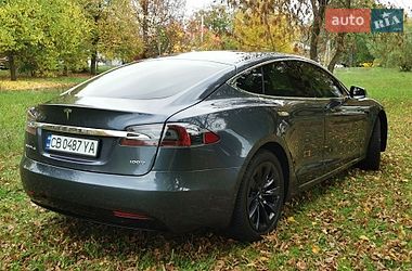 Ліфтбек Tesla Model S 2018 в Прилуках фото 10 Ліфтбек Tesla Model S 2018 в Прилуках
