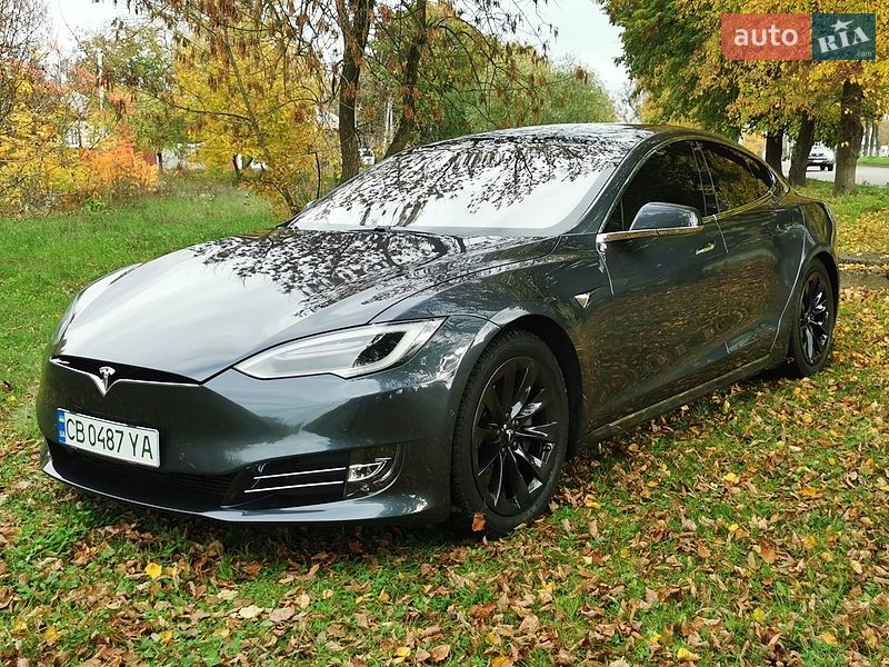 Ліфтбек Tesla Model S 2018 в Прилуках фото 4 Ліфтбек Tesla Model S 2018 в Прилуках