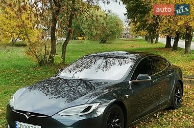Ліфтбек Tesla Model S 2018 в Прилуках фото 2 Ліфтбек Tesla Model S 2018 в Прилуках