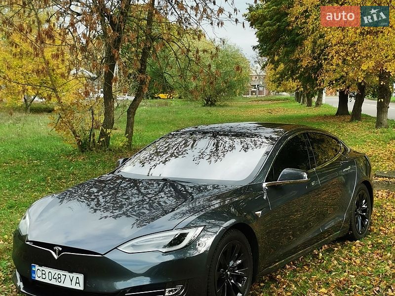 Ліфтбек Tesla Model S 2018 в Прилуках фото 2 Ліфтбек Tesla Model S 2018 в Прилуках