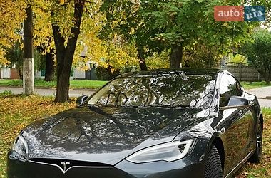 Ліфтбек Tesla Model S 2018 в Прилуках фото 6 Ліфтбек Tesla Model S 2018 в Прилуках