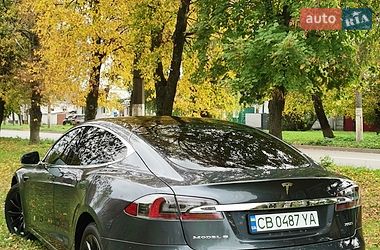 Ліфтбек Tesla Model S 2018 в Прилуках фото 11 Ліфтбек Tesla Model S 2018 в Прилуках