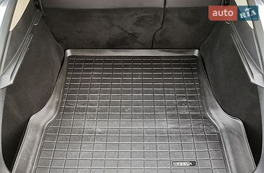 Ліфтбек Tesla Model S 2018 в Прилуках фото 30 Ліфтбек Tesla Model S 2018 в Прилуках