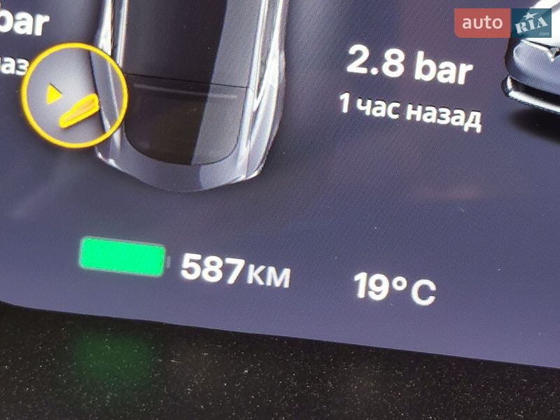 Ліфтбек Tesla Model S 2018 в Прилуках фото 31 Ліфтбек Tesla Model S 2018 в Прилуках