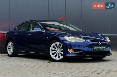 Ліфтбек Tesla Model S 2018 в Києві