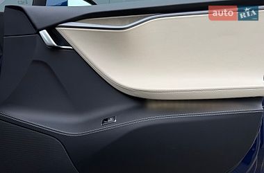 Ліфтбек Tesla Model S 2018 в Києві