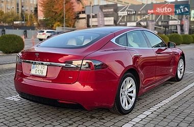Лифтбек Tesla Model S 2017 в Львове фото 4 Лифтбек Tesla Model S 2017 в Львове