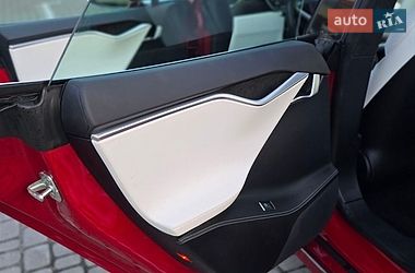 Лифтбек Tesla Model S 2017 в Львове фото 13 Лифтбек Tesla Model S 2017 в Львове