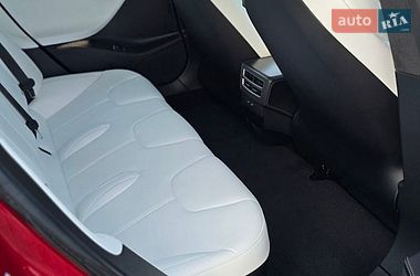 Лифтбек Tesla Model S 2017 в Львове фото 19 Лифтбек Tesla Model S 2017 в Львове