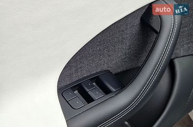 Ліфтбек Tesla Model S 2023 в Києві фото 14 Ліфтбек Tesla Model S 2023 в Києві