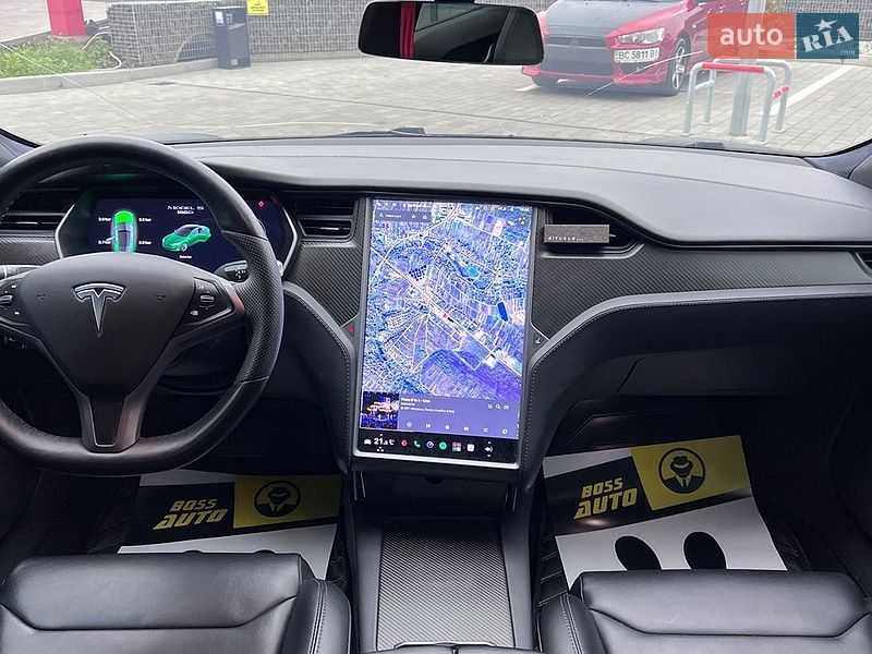 Ліфтбек Tesla Model S 2018 в Львові