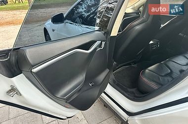Лифтбек Tesla Model S 2012 в Ананьеве