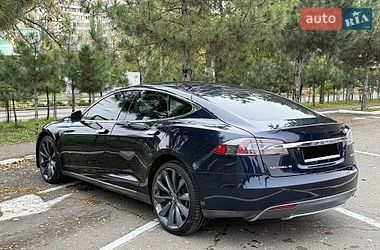 Лифтбек Tesla Model S 2013 в Одессе фото 7 Лифтбек Tesla Model S 2013 в Одессе