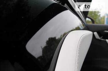 Внедорожник / Кроссовер Tesla Model X 2017 в 