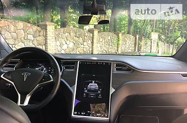  Tesla Model X 2016 в Черновцах