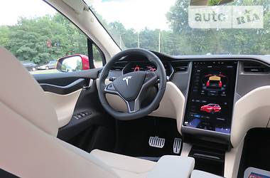 Внедорожник / Кроссовер Tesla Model X 2018 в Киеве