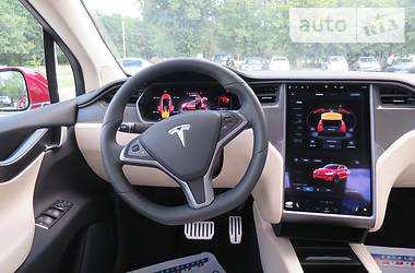 Внедорожник / Кроссовер Tesla Model X 2018 в Киеве