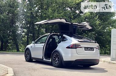 Внедорожник / Кроссовер Tesla Model X 2018 в Киеве