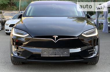 Позашляховик / Кросовер Tesla Model X 2019 в Києві