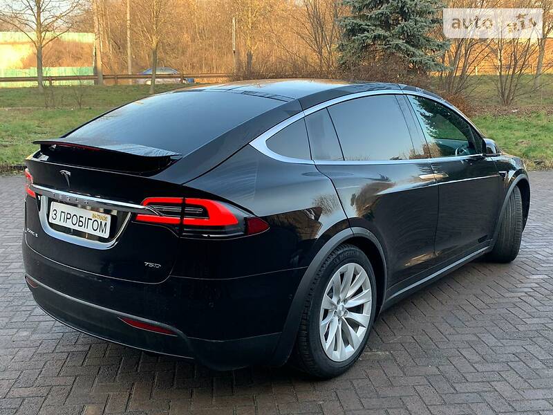 Позашляховик / Кросовер Tesla Model X 2018 в Києві фото 37 Позашляховик / Кросовер Tesla Model X 2018 в Києві