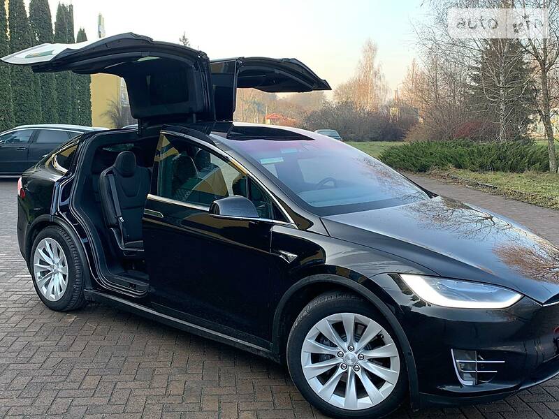 Позашляховик / Кросовер Tesla Model X 2018 в Києві фото 42 Позашляховик / Кросовер Tesla Model X 2018 в Києві