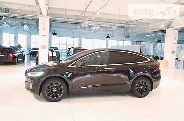 Внедорожник / Кроссовер Tesla Model X 2018 в Киеве