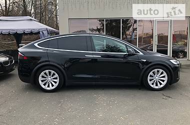 Внедорожник / Кроссовер Tesla Model X 2016 в Киеве