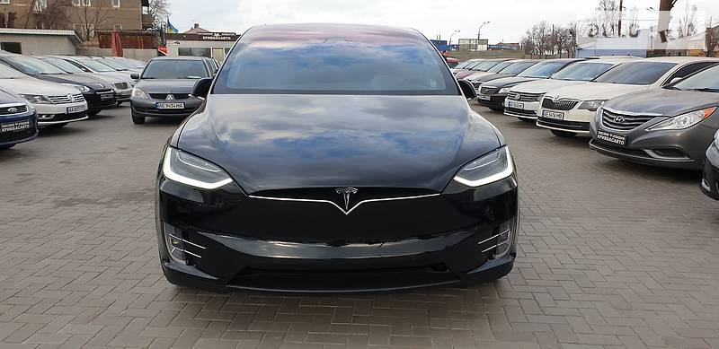 Внедорожник / Кроссовер Tesla Model X 2017 в Кривом Роге