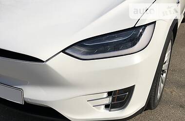 Внедорожник / Кроссовер Tesla Model X 2018 в Киеве