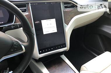 Позашляховик / Кросовер Tesla Model X 2018 в Дніпрі