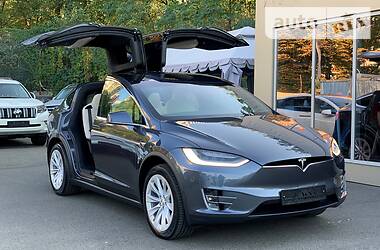 Внедорожник / Кроссовер Tesla Model X 2020 в Киеве